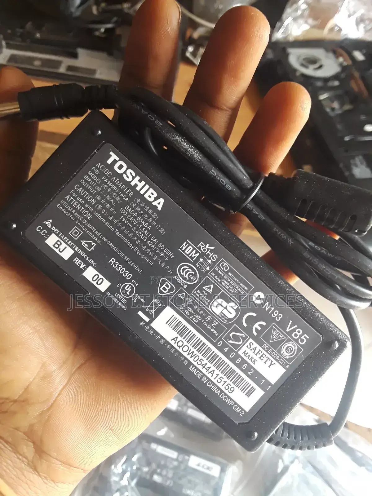 Toshiba Laptop Charger 19 Volts 3.42A New Wholesale/Retail