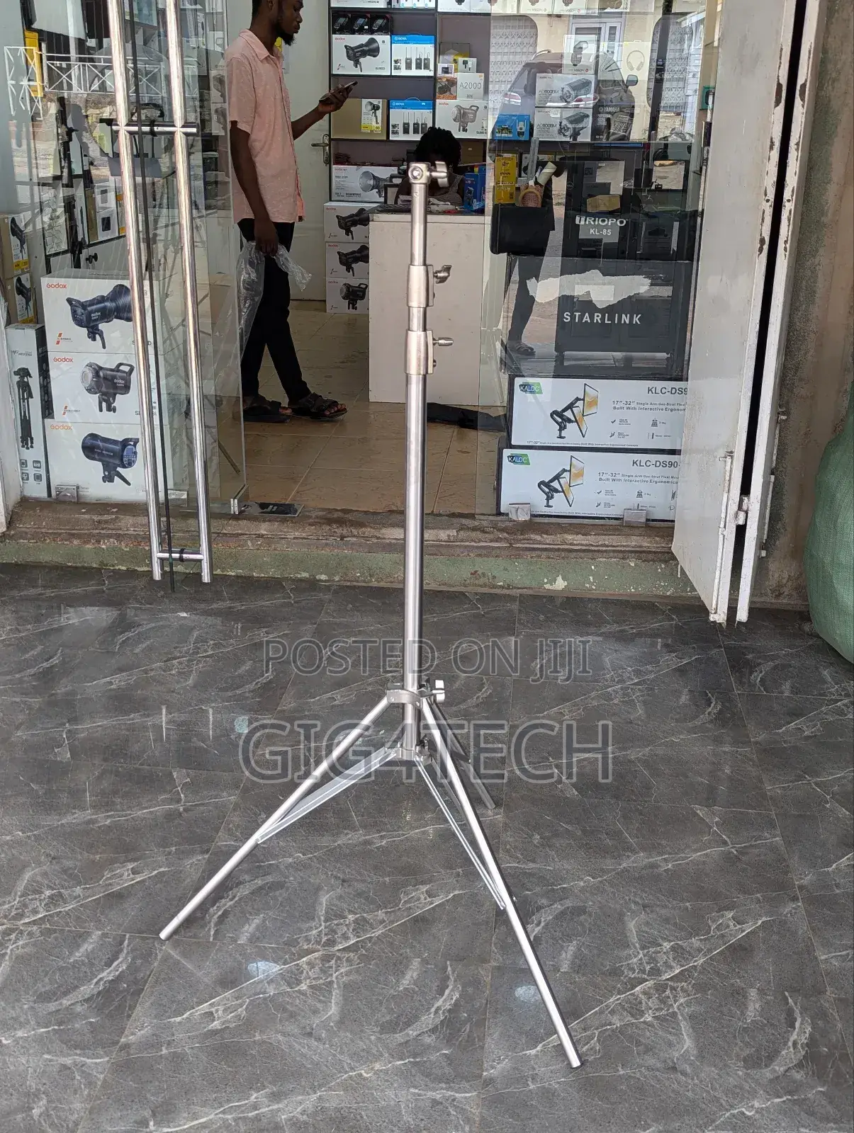 Heavy Duty Silver Light Stand