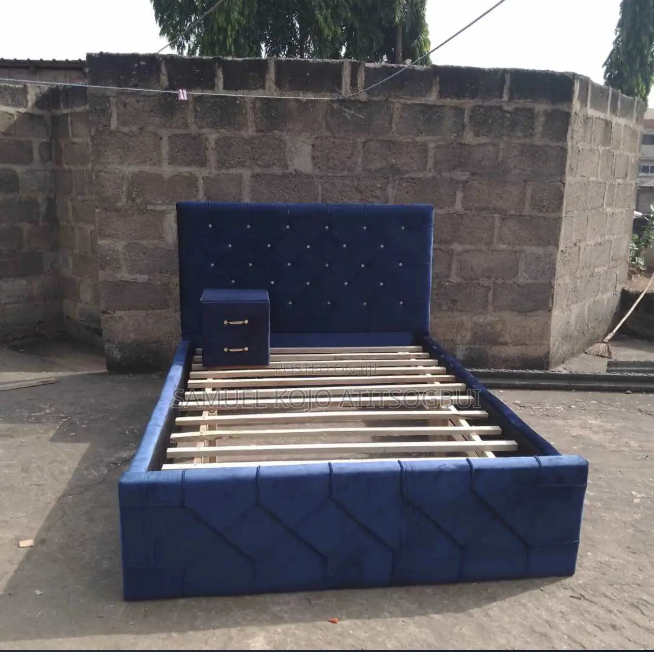 Double Bed With Side Drawer