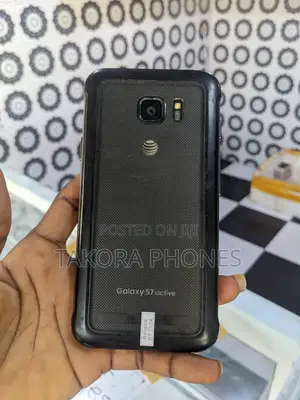 Samsung Galaxy S7 active 32 GB Black