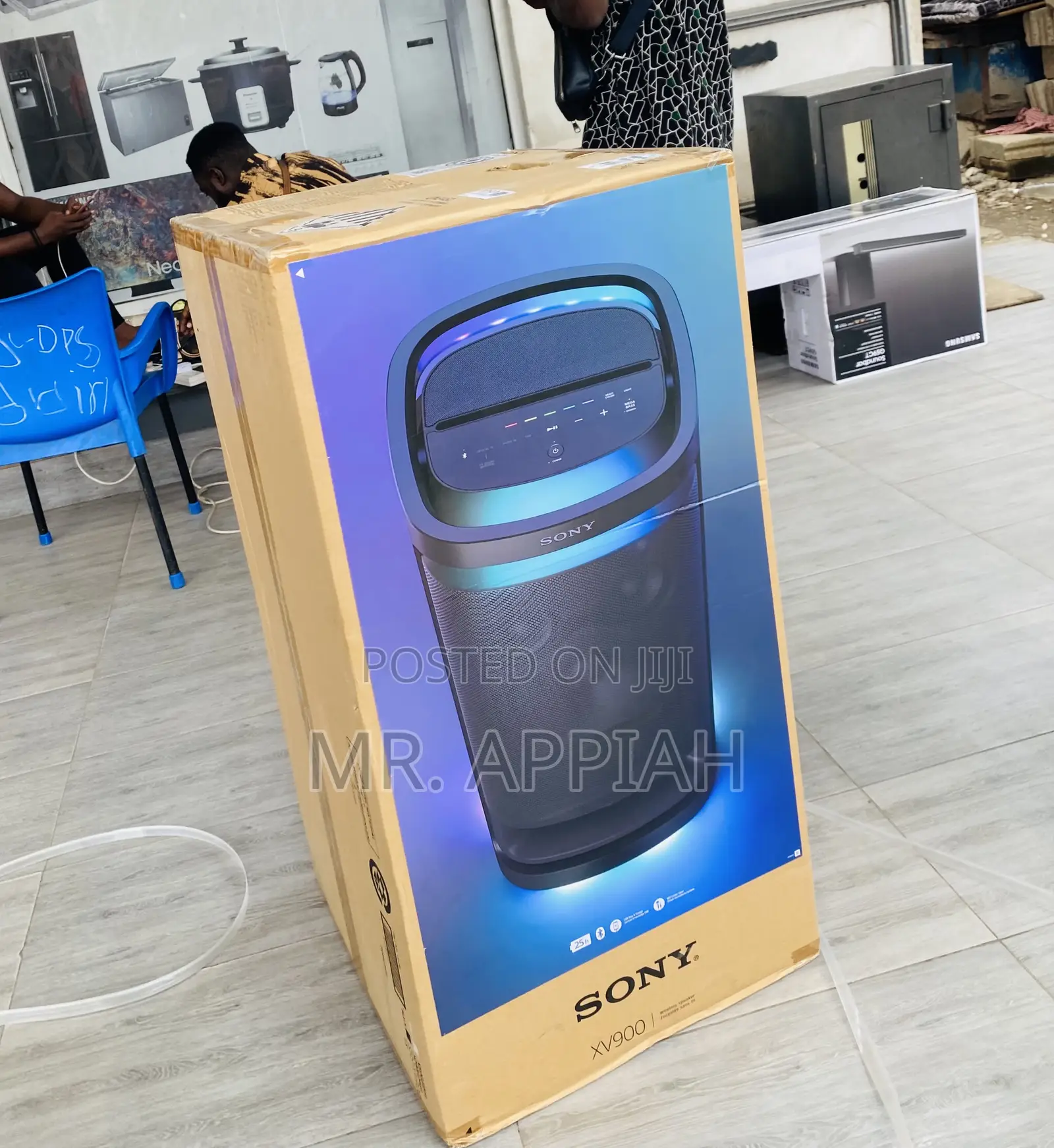 Quality Sony SRS-XV900 Wireless Portable Bluetooth Speaker.