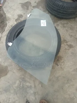 Toyota Landcruiser 2015 Front Door Glass