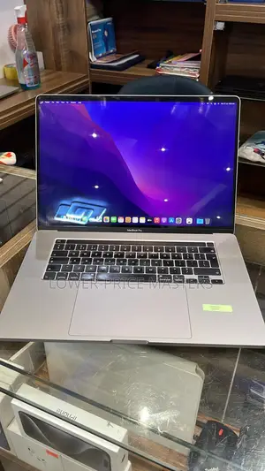New Laptop Apple MacBook Pro 2019 32GB Intel Core I9 SSD 1T