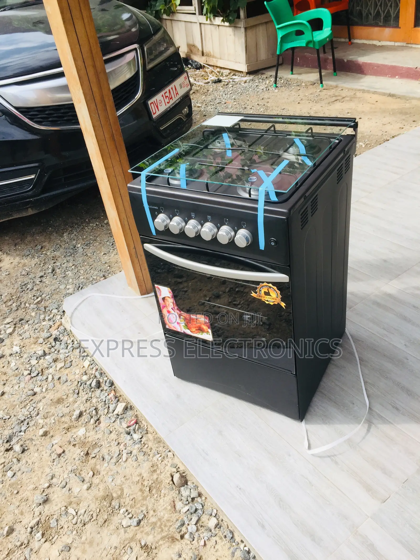 4burner Gas Stove Oven 50/50 Black.