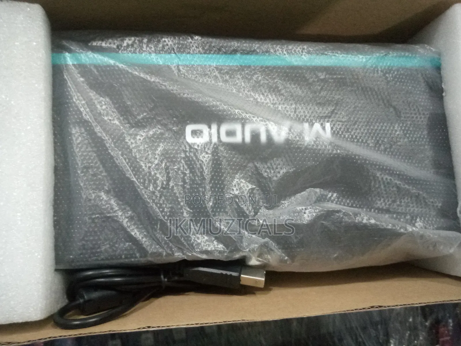 Audio Interface 4×4_ Sound Card for Recording Studio