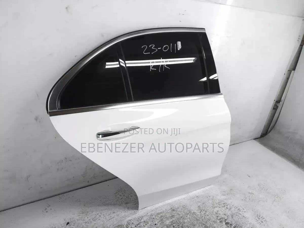 Mercedes Benz W205 C300 Doors Available