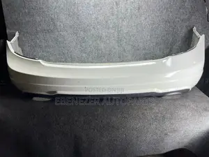 Mercedes Benz W204 C250 Rear Back Bumper