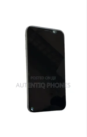 Apple iPhone XR 64 GB White