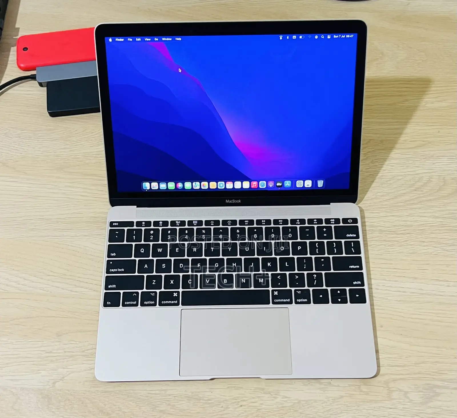 Laptop Apple MacBook 2017 8GB Intel Core I5 SSD 256GB