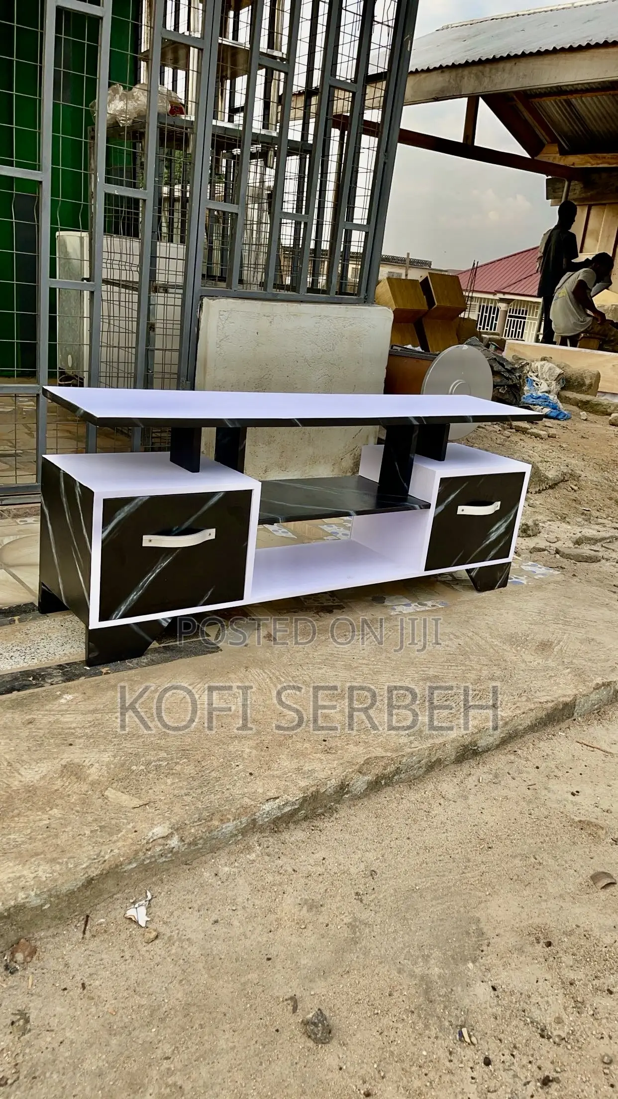 Quality Wooden Tv Stand
