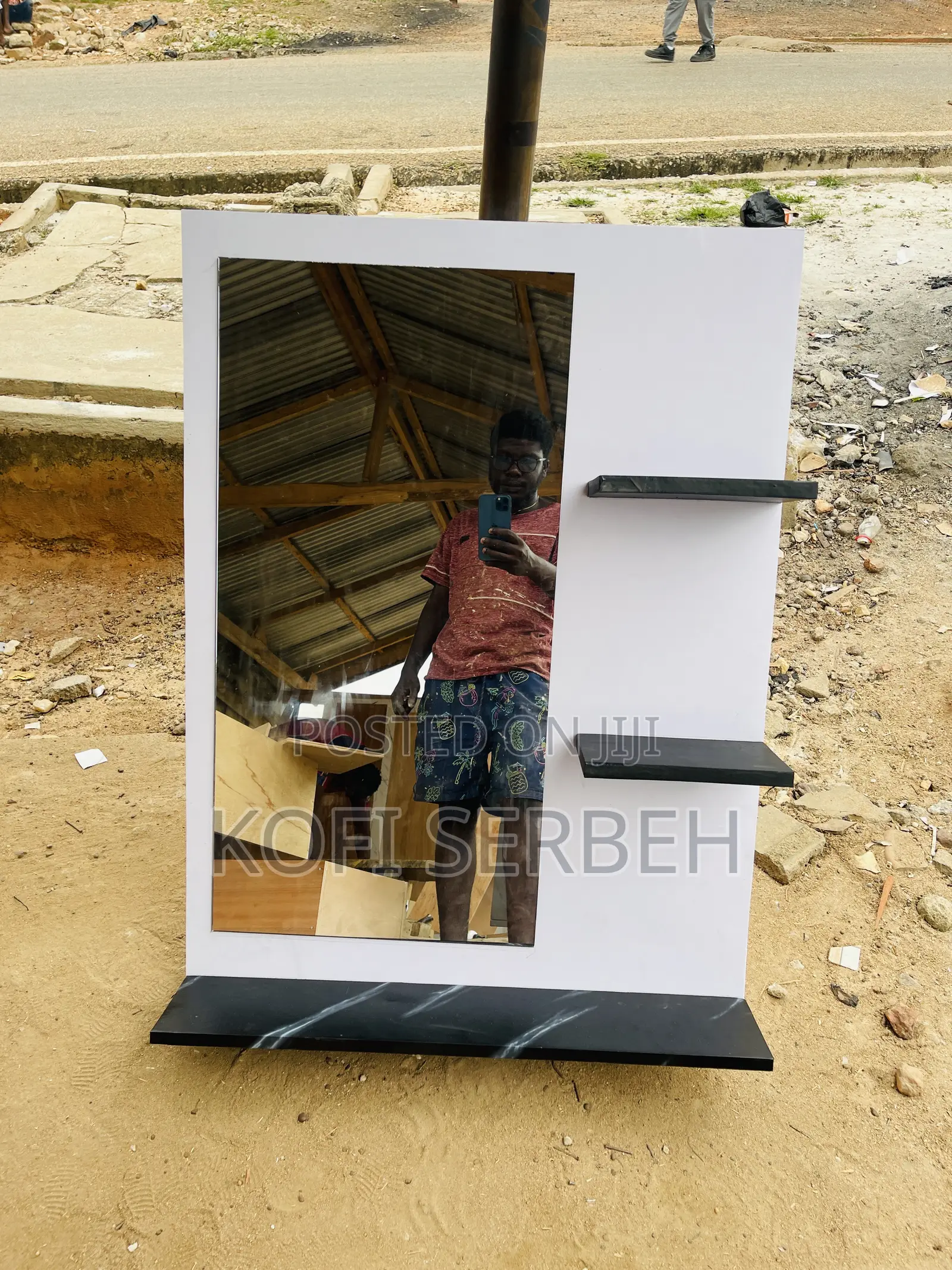 Floating Dressing Mirror