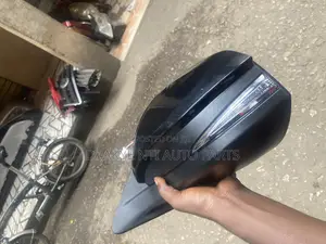 Highlander 2018 Side Mirror Left