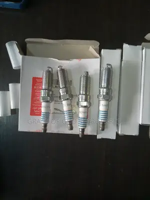 Mercedes-Benz C250 2012-2015 Spark Plugs Original