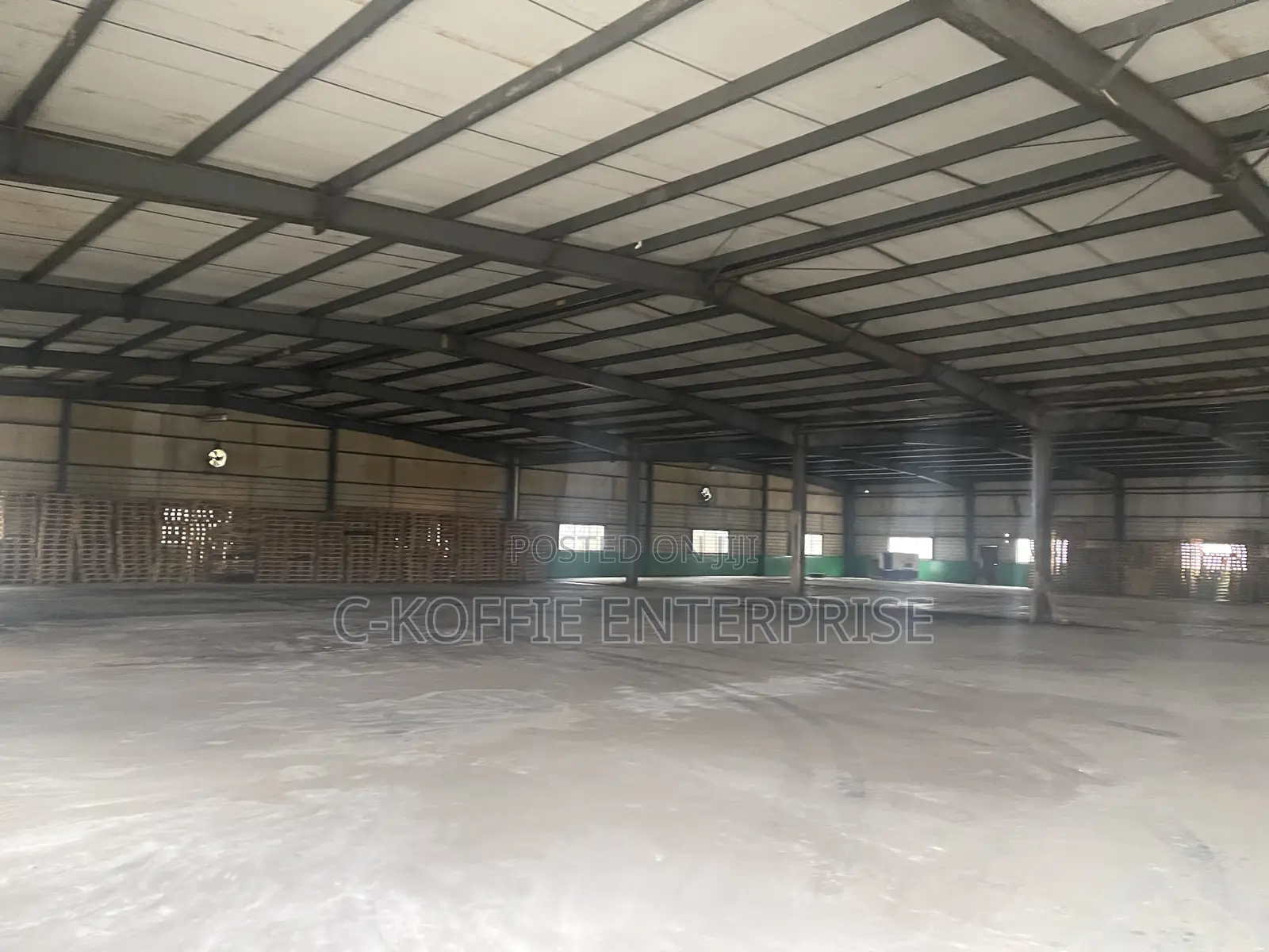 700sqm Warehouse at Spintex for Rent