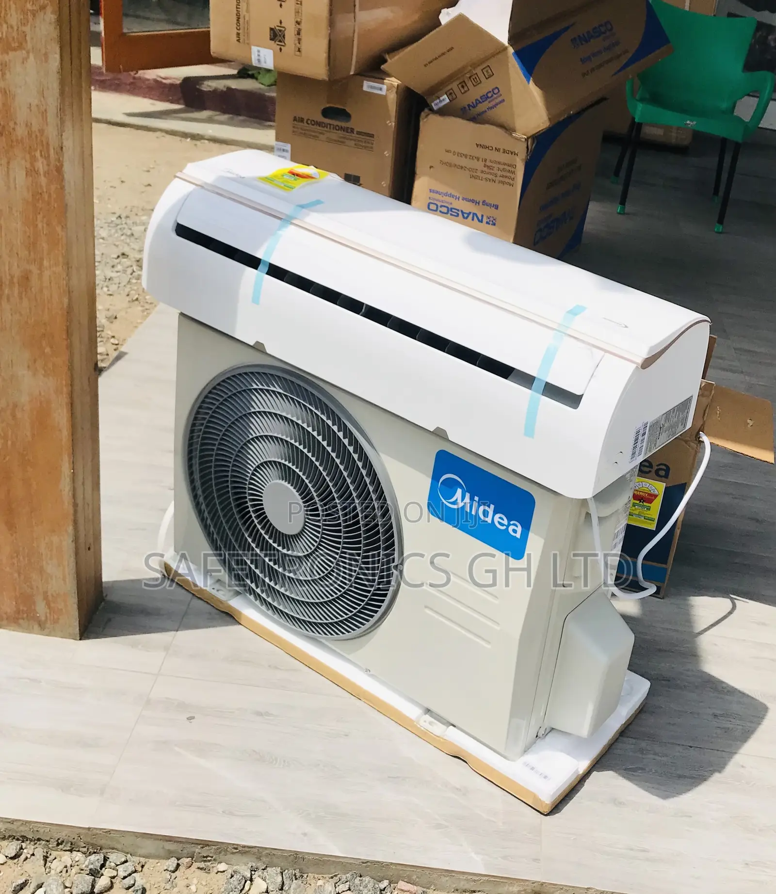 Midea 2.0hp Authentic White R410 Gas AC