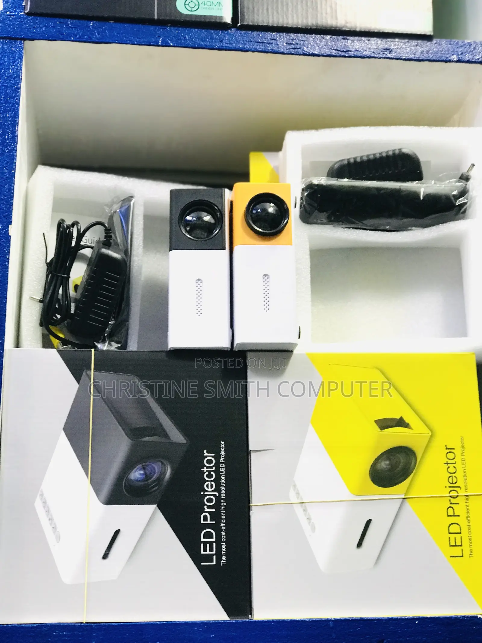 Mini LED Projector