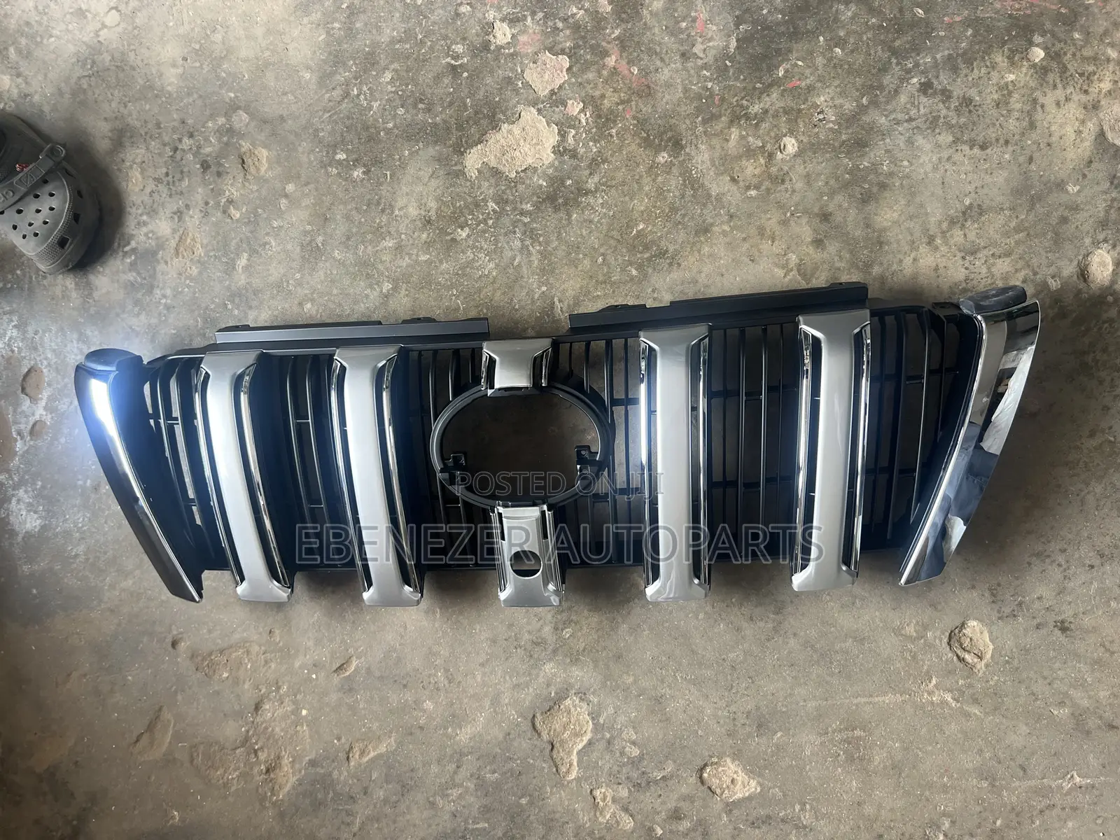 Land Cruiser Prado Front Shells 2014 2015 2016 2017 2018