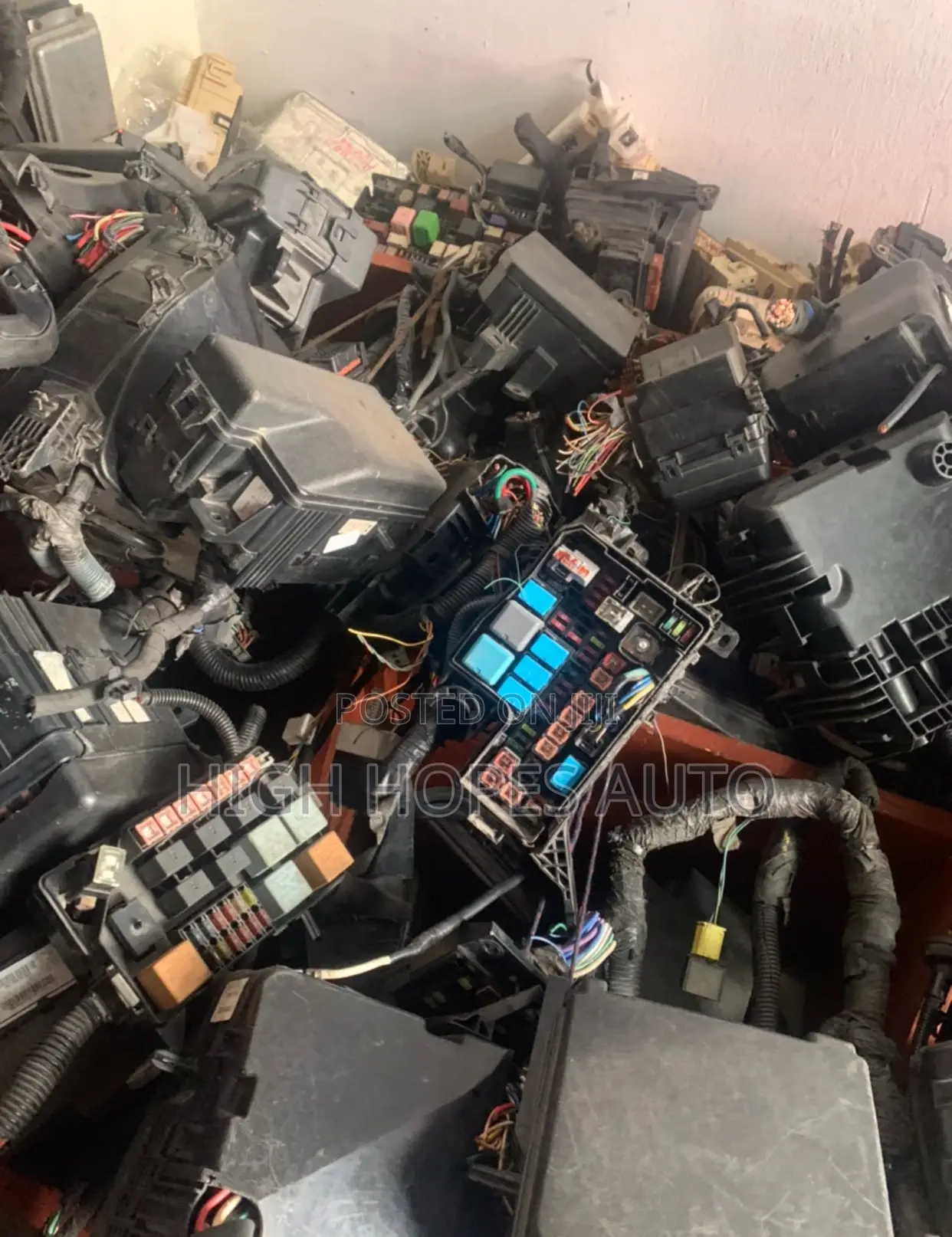 Fusebox for All Cars Available