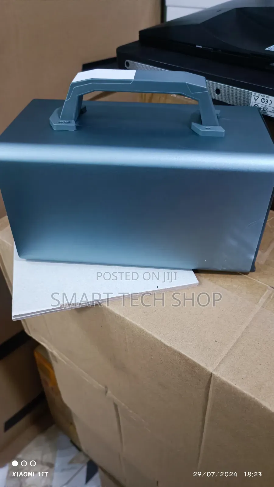 180000mah 400wtts Portable Power Station With UK Socket