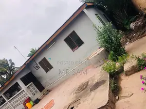 5bdrm House in Lapaz for sale