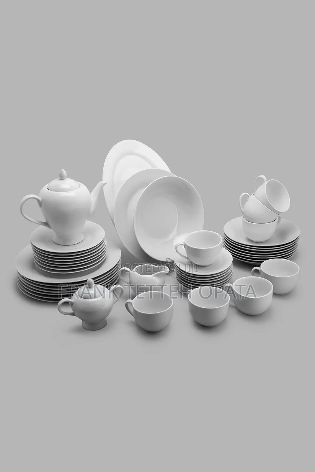 47 Piece Ceramic Dinnerware Set – White