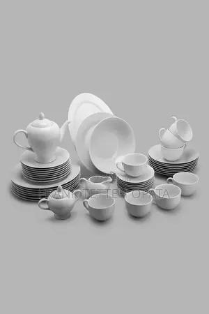 47 Piece Ceramic Dinnerware Set – White