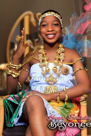 Traditional Kente Birthday Shoot and Rent in Kumasi