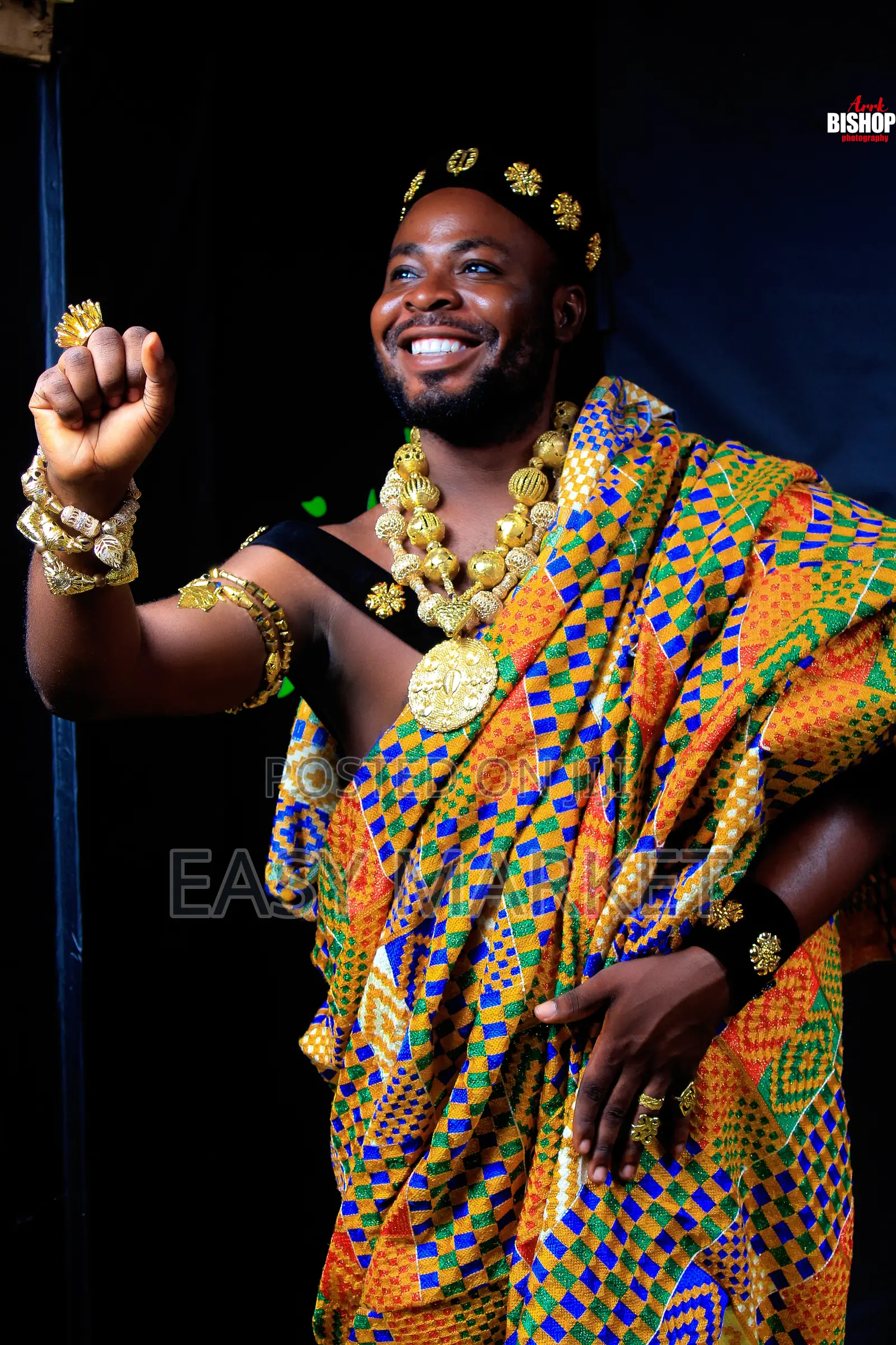 Traditional Kente Birthday Shoot and Rent in Kumasi