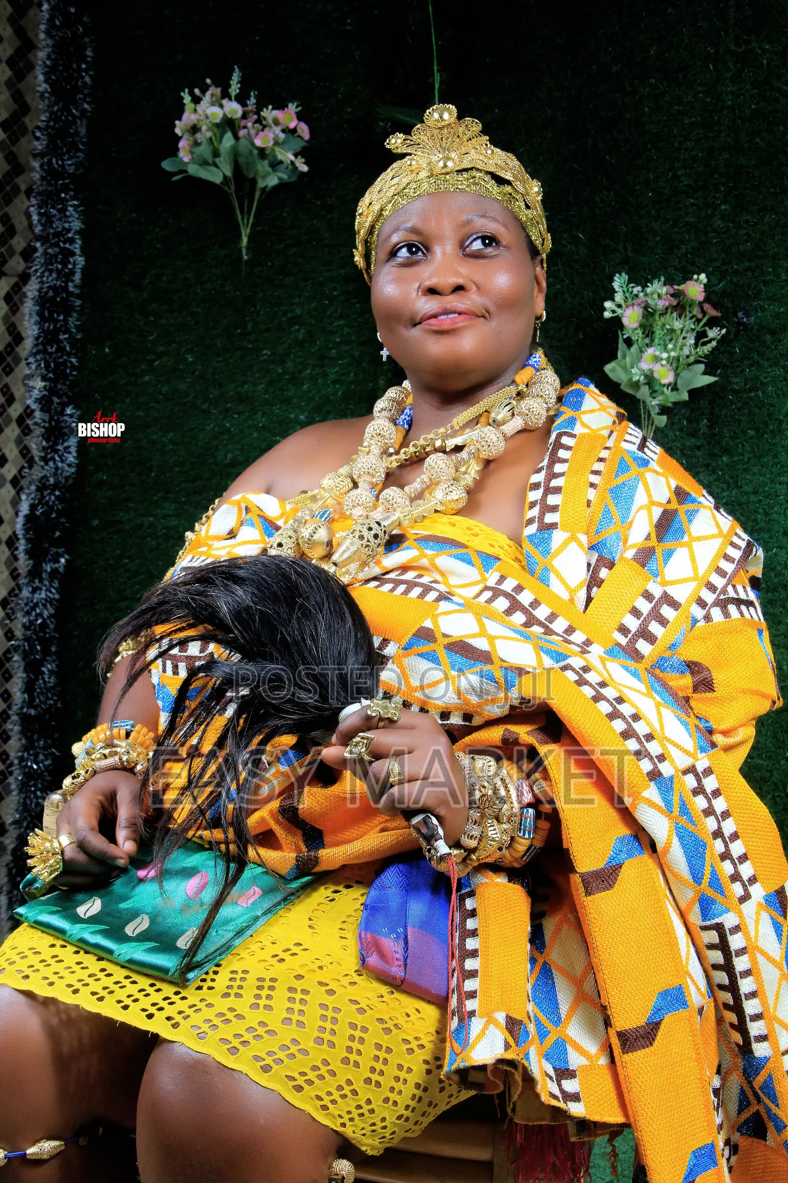 Traditional Kente Birthday Shoot and Rent in Kumasi