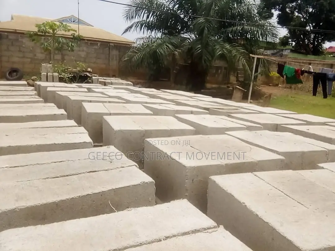 Block Cutting Team and Construction Work