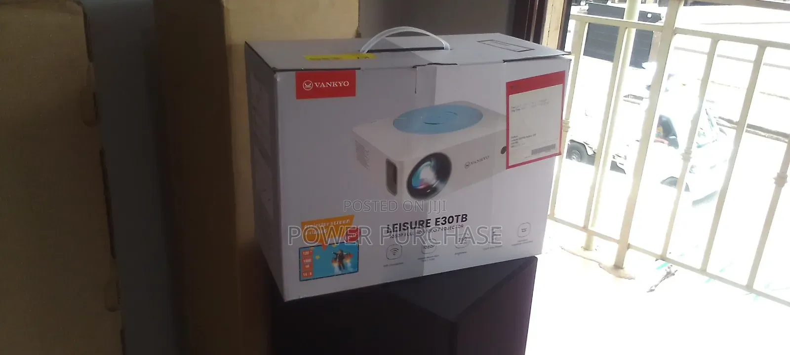 Super Superior Leisure Vankyo E30TB Projector