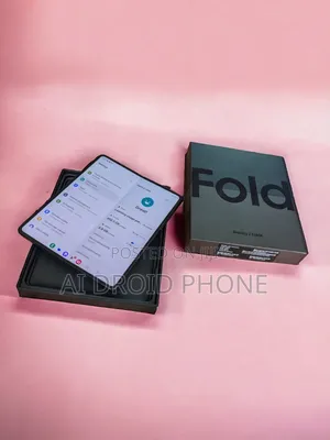 New Samsung Galaxy Z Fold4 256 GB Silver