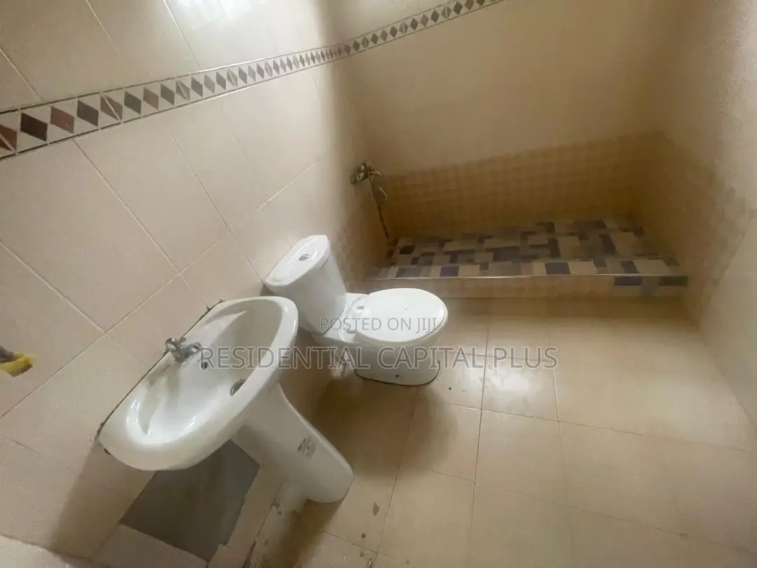 4bdrm House in Spintex, Coca Cola for sale
