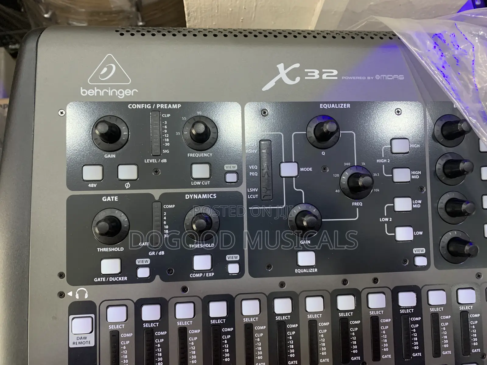 Behringer X32 32channel Digital Mixer