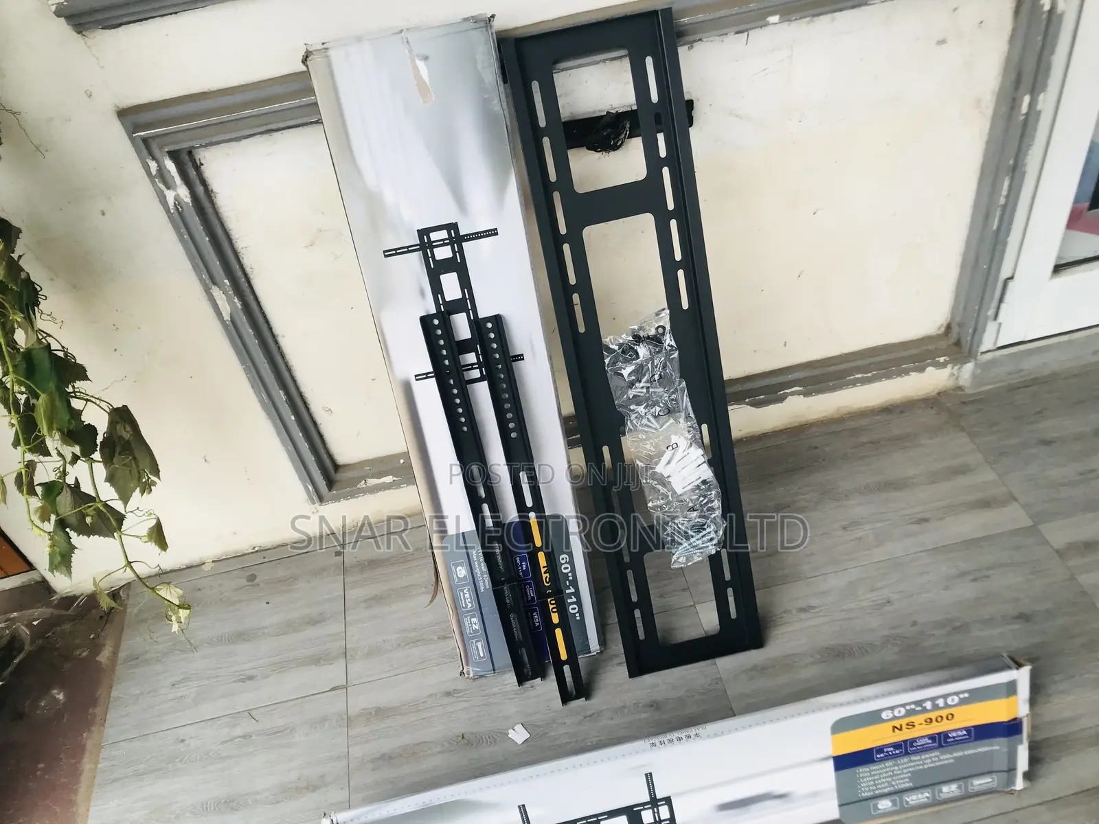Recommend TV Bracket for 60-110 Inch Big Size TV Wall Mount