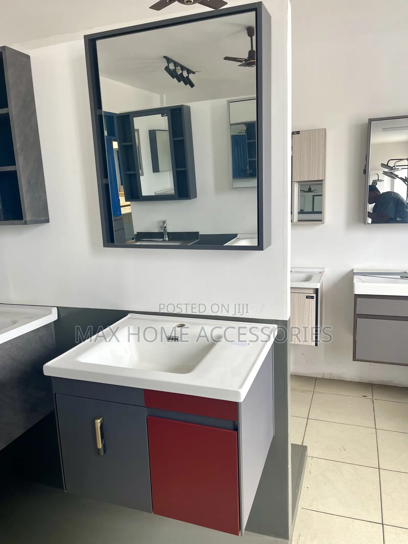 Bathroom Cabinet With Mirror And Hand Wash Basin