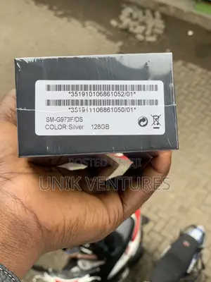 New Samsung Galaxy S10 128 GB Black