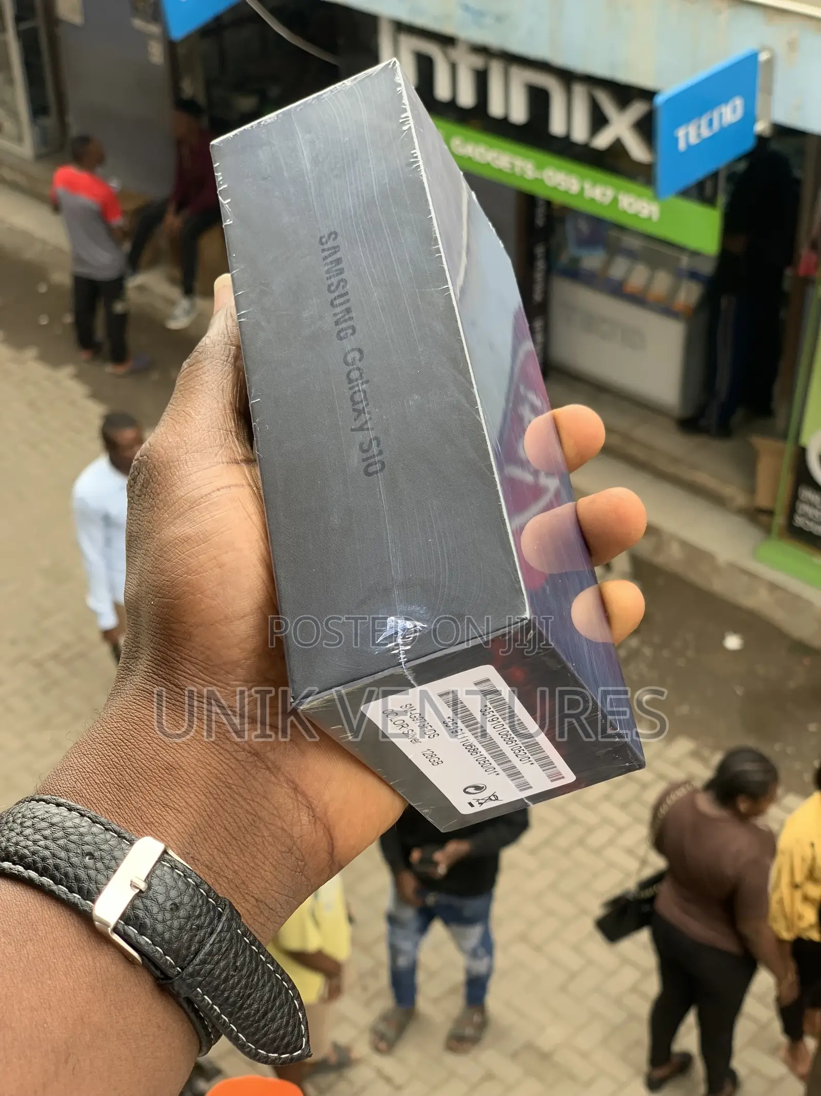 New Samsung Galaxy S10 128 GB Black