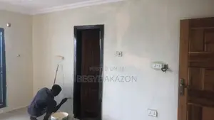4bdrm House in Ashonman Estate, Old Ashomang for sale