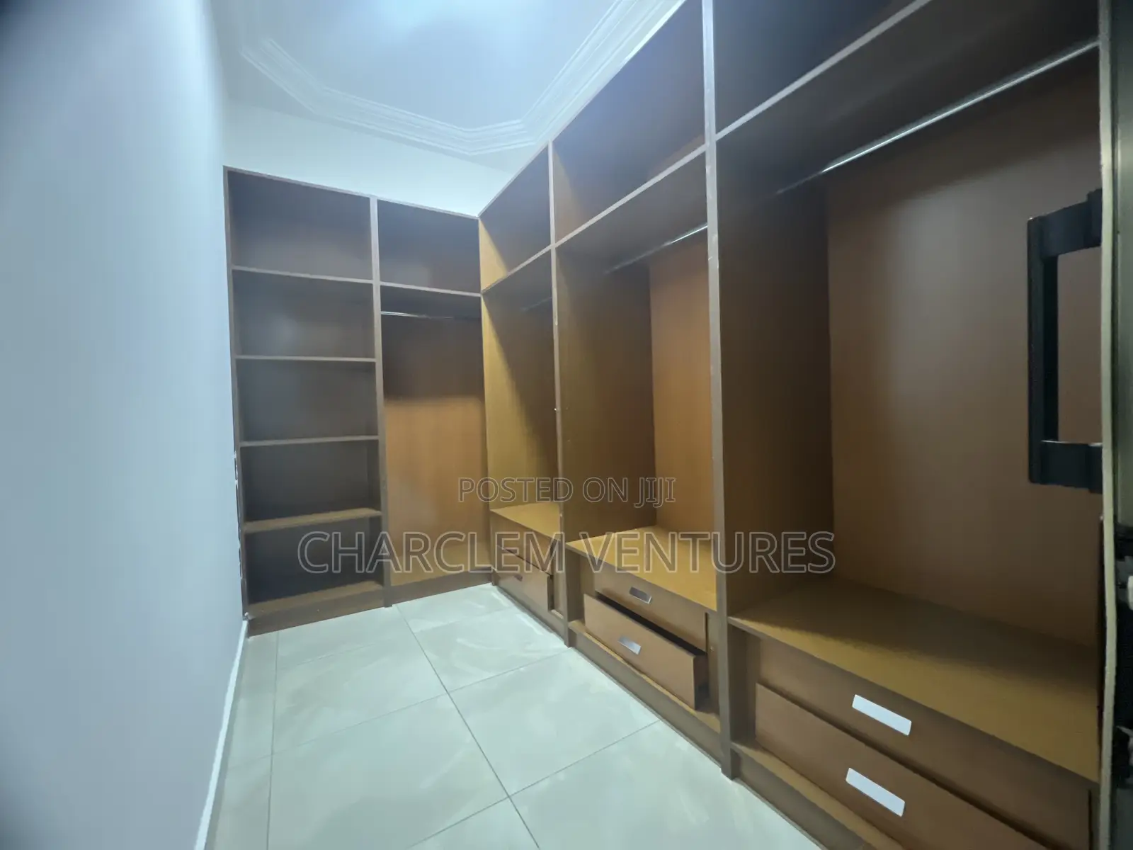 4bdrm House in Charclem Ventures, Accra Metropolitan for rent