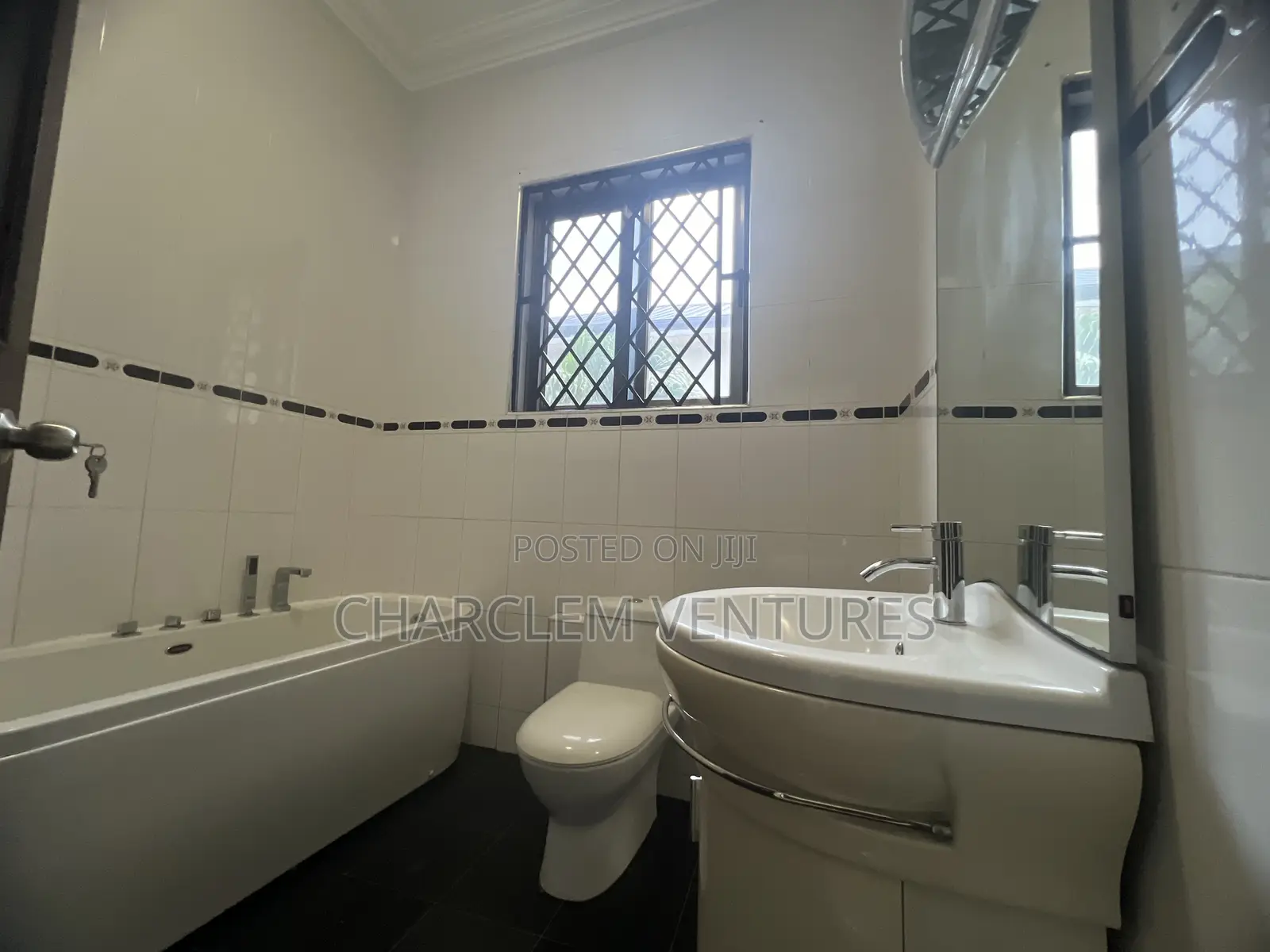 4bdrm House in Charclem Ventures, Accra Metropolitan for rent