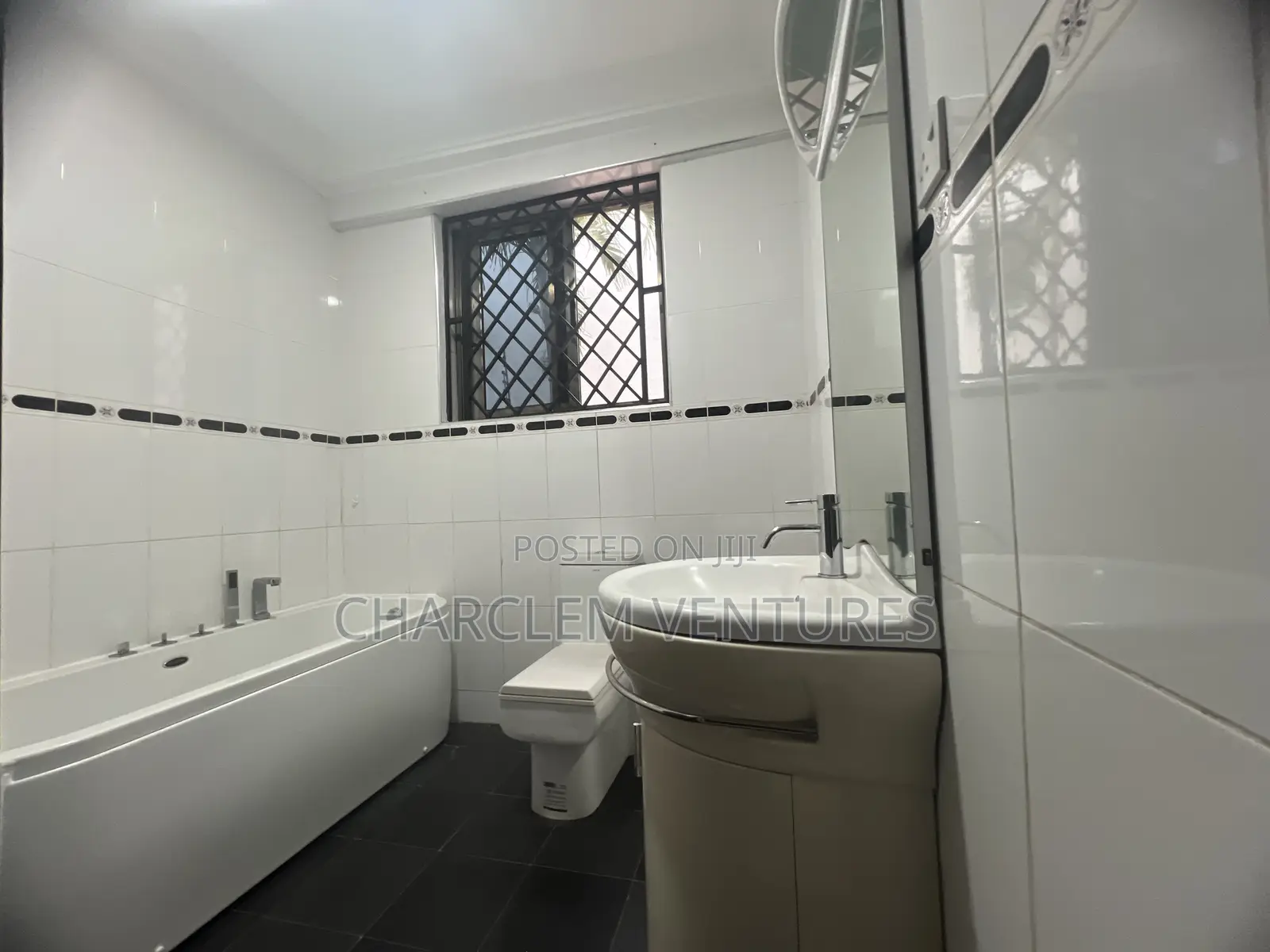 4bdrm House in Charclem Ventures, Accra Metropolitan for rent