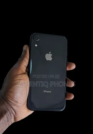 New Apple iPhone XR 128 GB Black