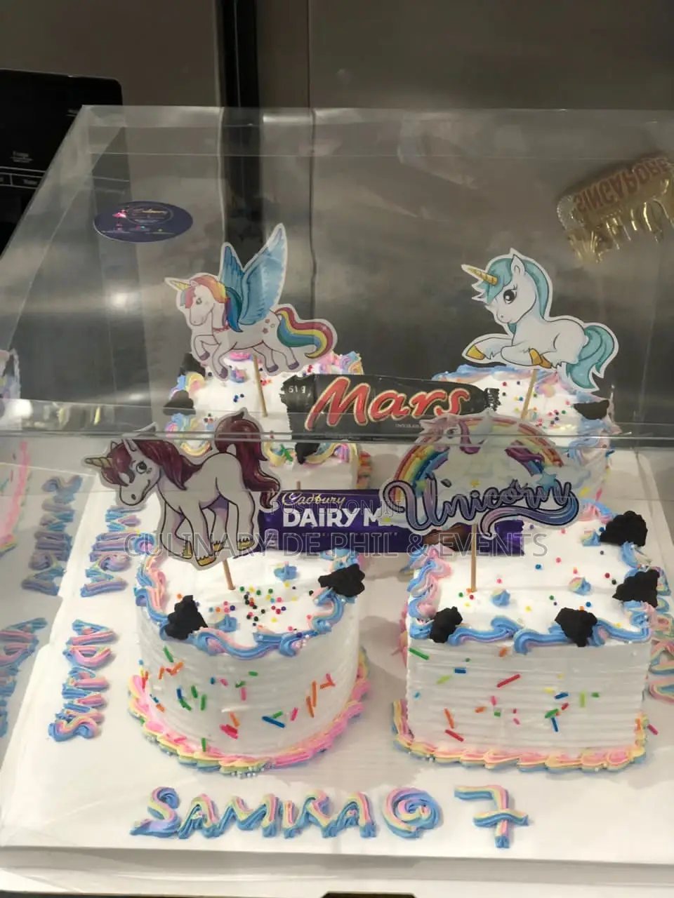 4inches, 4 Pieces Unicorn Cake