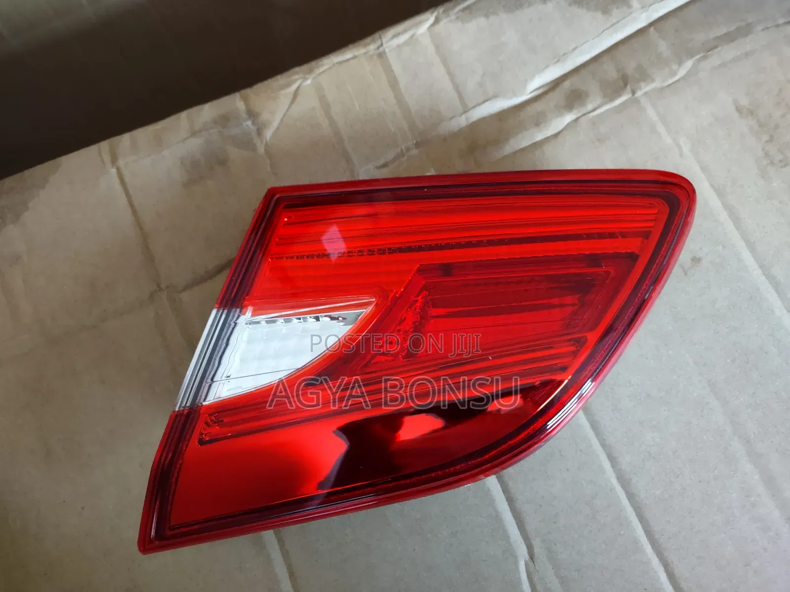 2016 2017 2018 2019 Nissan Sentra Boot Booth Trunk Lid Light