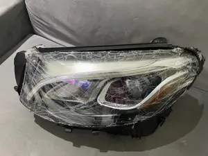 Mercedes Benz GLC 2018 Headlights