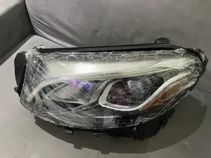 Mercedes Benz GLC 2018 Headlights