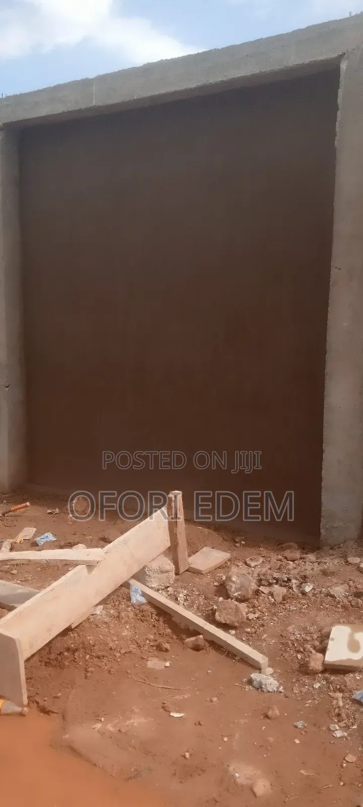 Maison and Supervisor Available