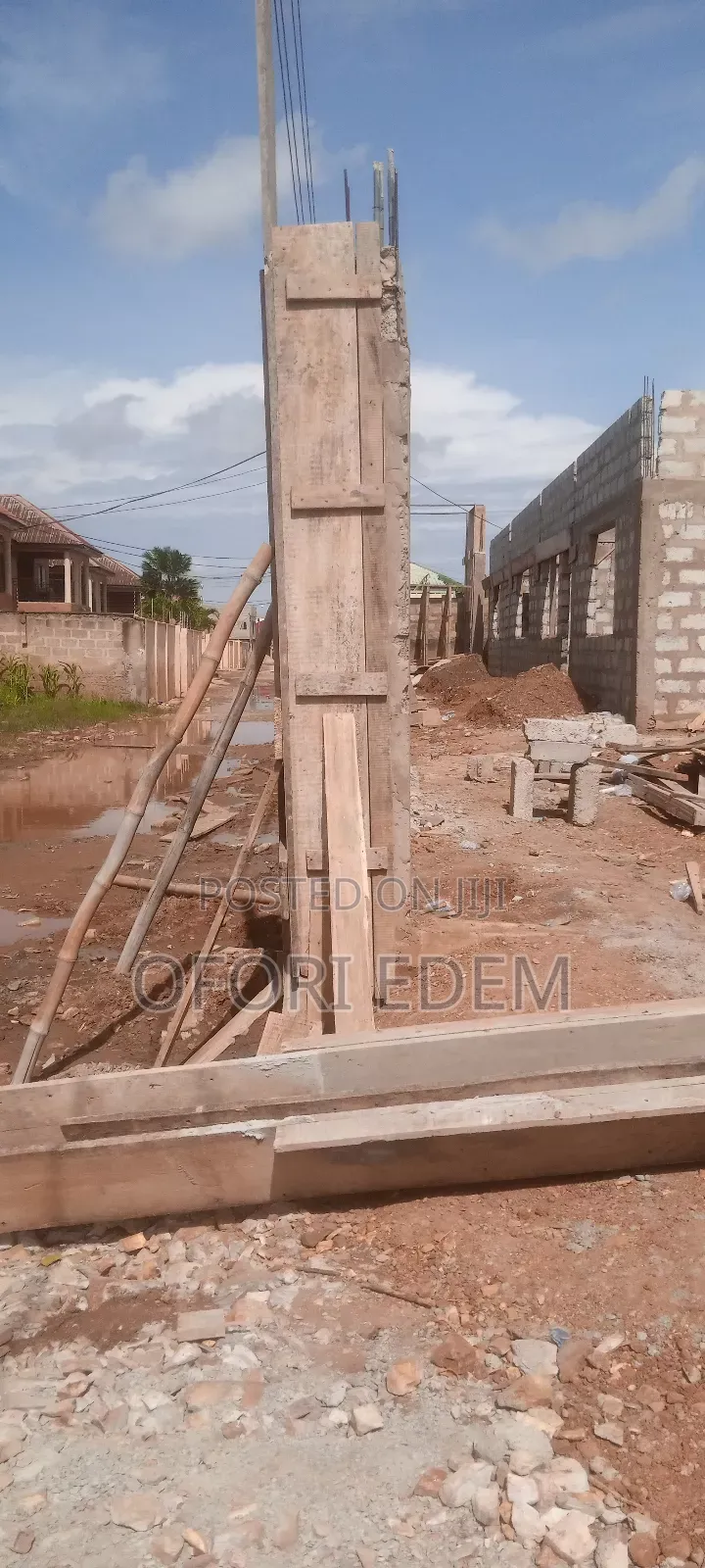 Maison and Supervisor Available