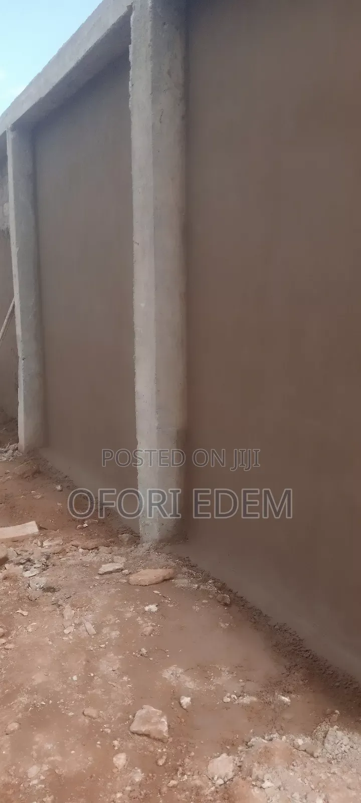 Maison and Supervisor Available